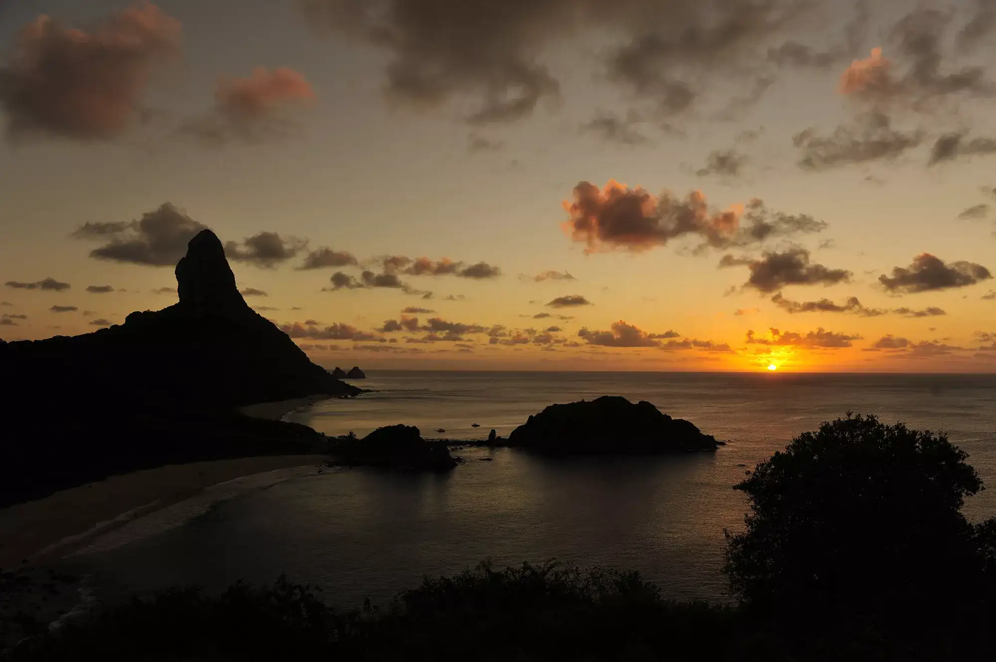 Pacote de viagem Fernando de Noronha completo
