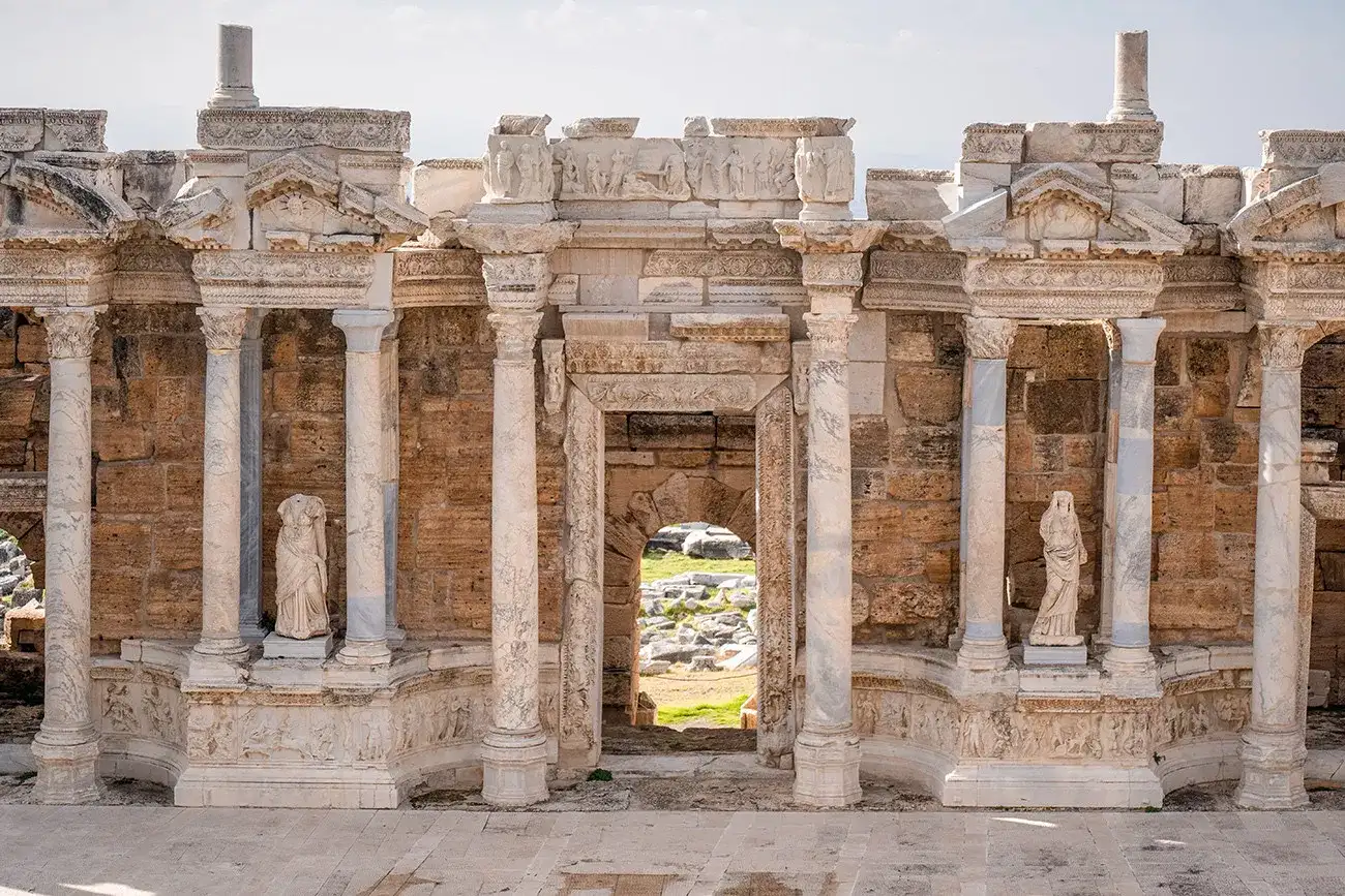 Ruinas de Hierápolis em Pamukkale, Turquia