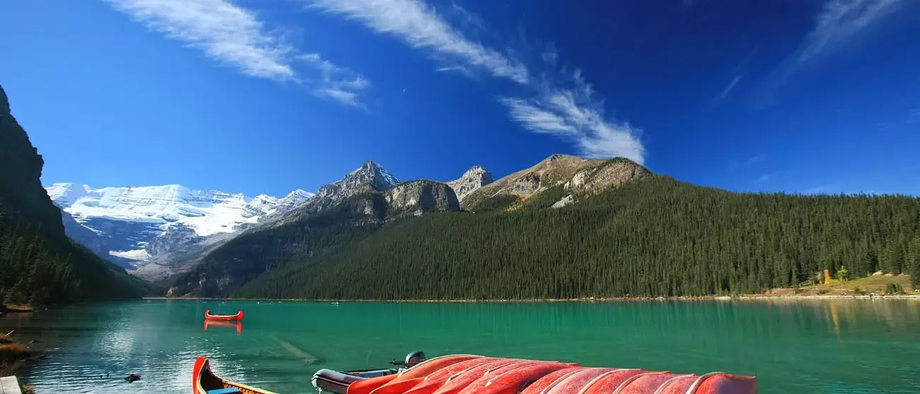 Lake Louis das Montanhas Rochosas canadenses