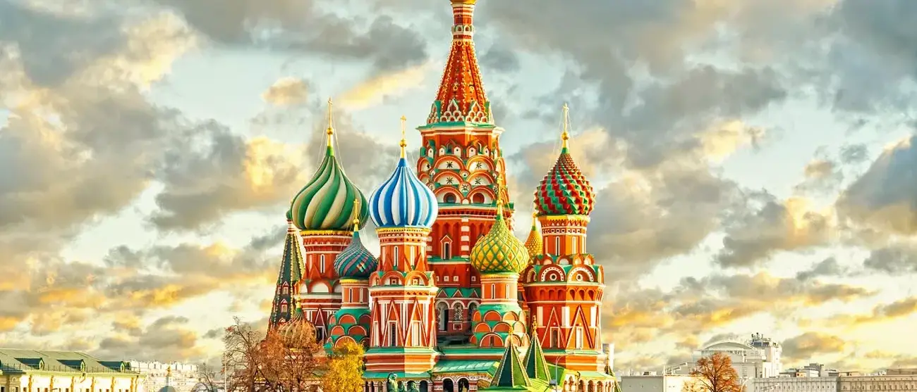 Moscou, Rússia, vista para a Catedral de São Basílio