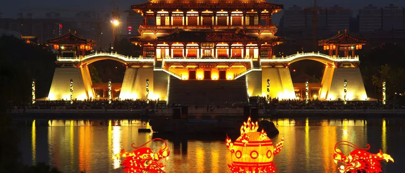 Centro Tang à noite, Xi'an, China