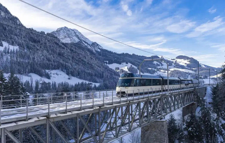 Pacote de viagem Suiça e os Picos nevados e o Golden Pass Line
