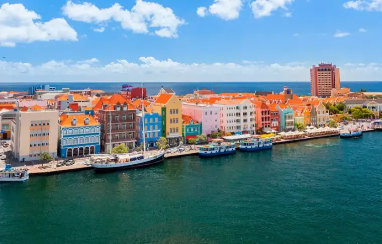 Pacote de viagem Curaçao saindo de Brasília