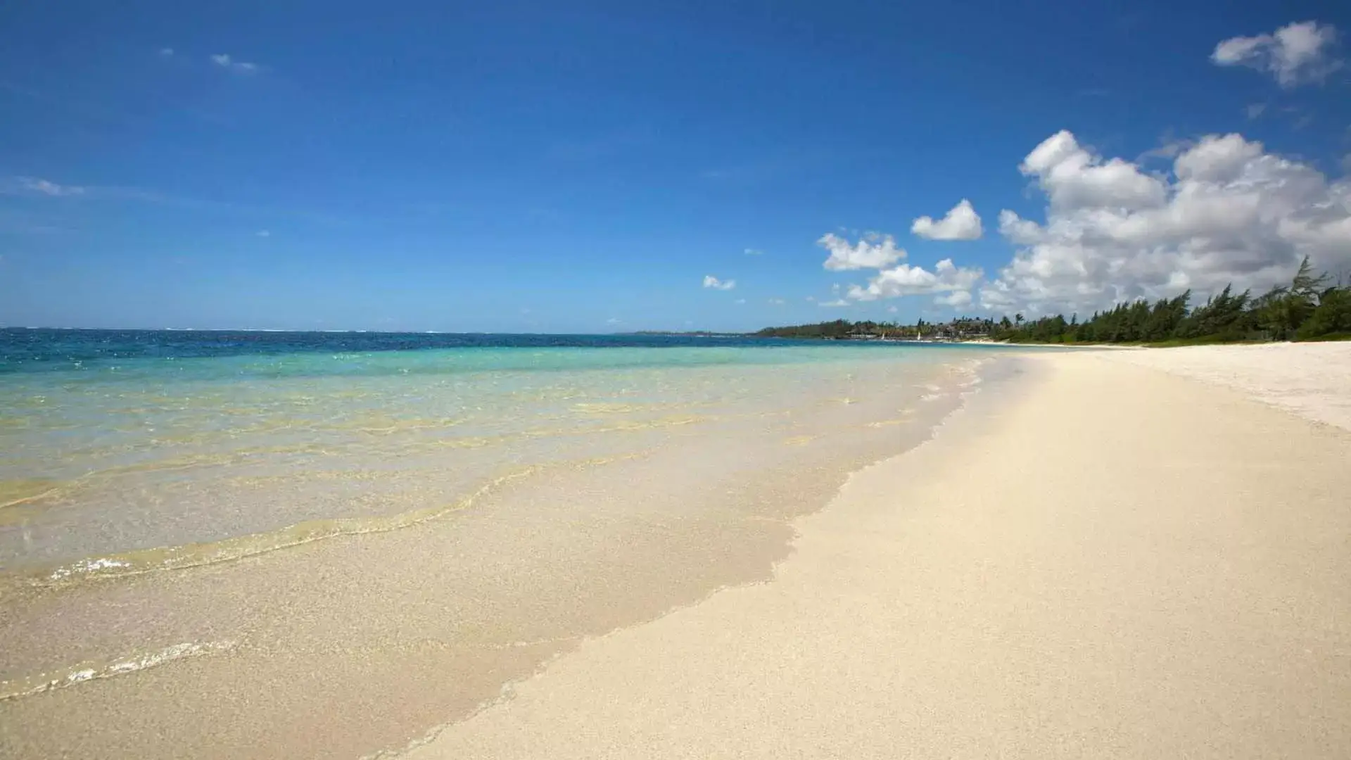 Long Beach Golf & Spa Mauritius