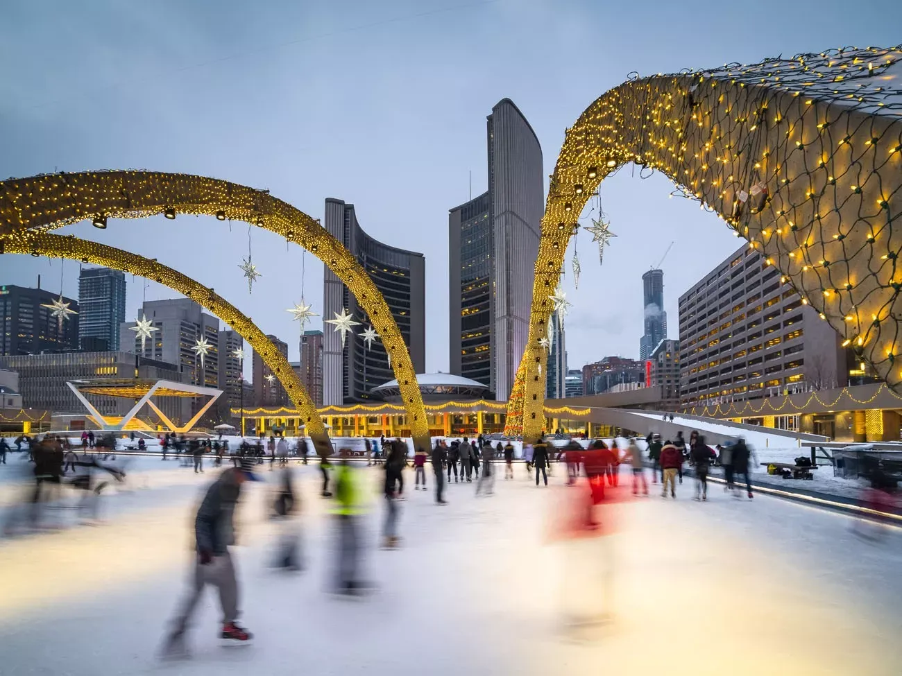 Nathan Phillips Square em Toronto