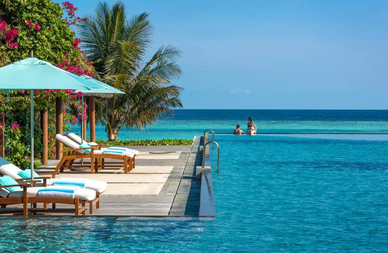 Four Seasons Resort at Landaa Giraavaru