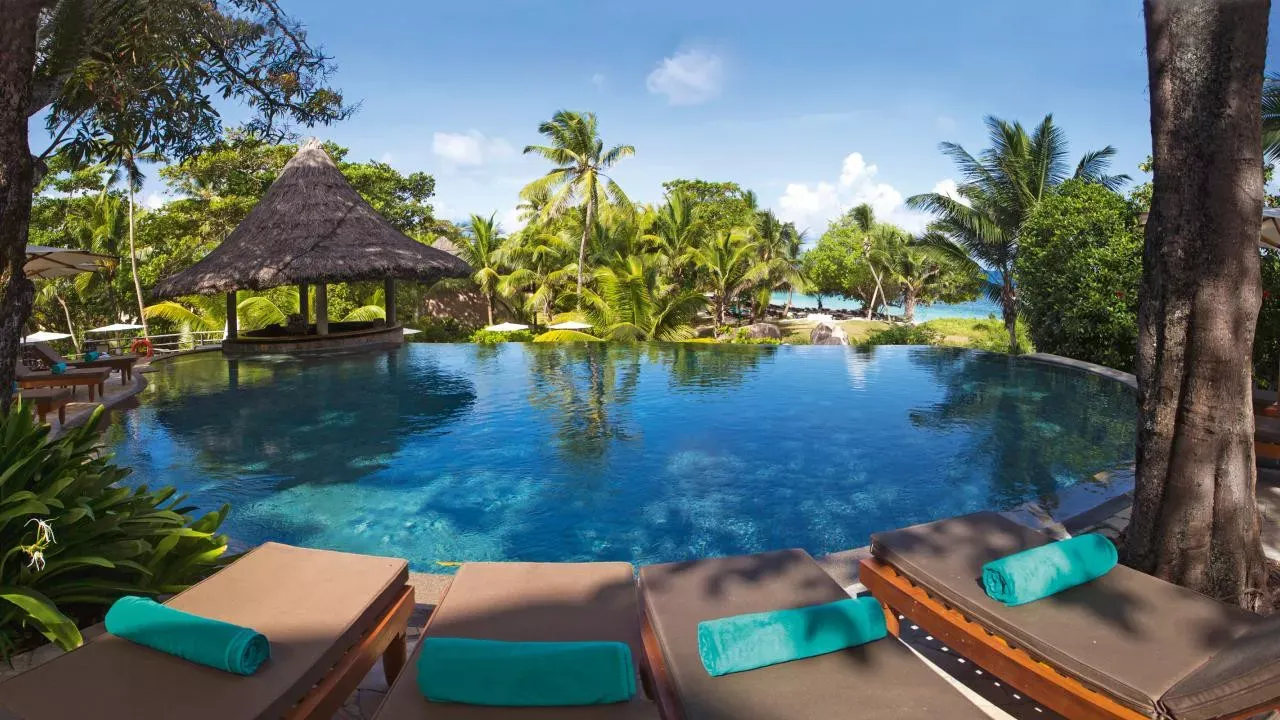 pacote-lua-mel-constance-lemuria-ilhas-seychelles