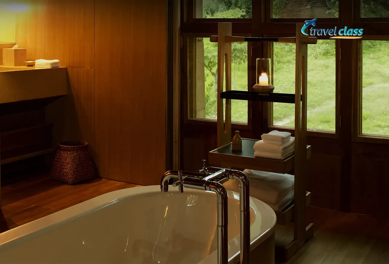 Pessoa em camelo no deserto