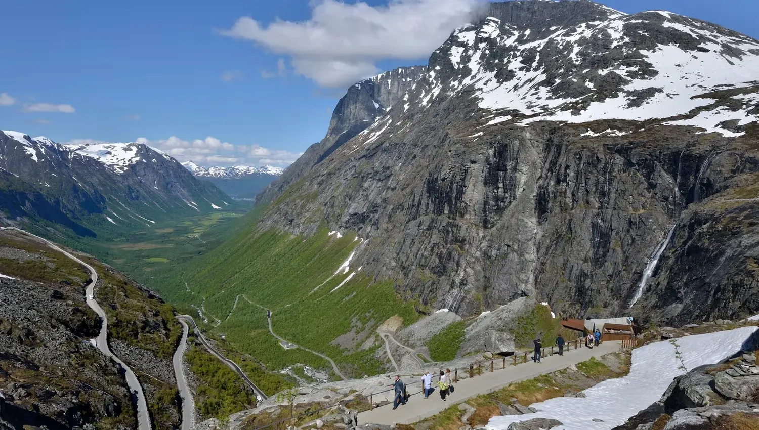 Terra de Trolls, Suécia & Dinamarca