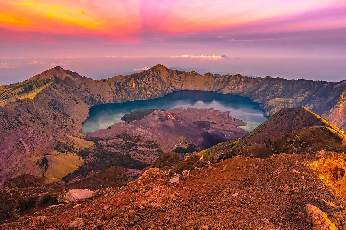 Indonesia ao Completo