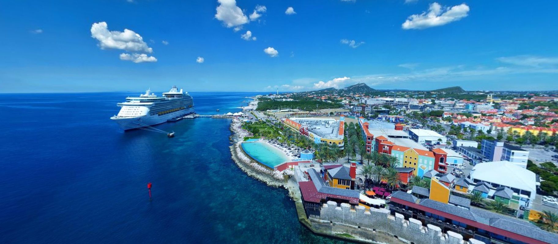 Curaçao saindo do Rio de Janeiro