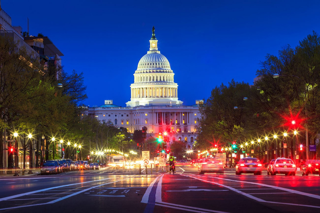 Capitolio de noite em Washington