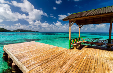 O mar azul turquesa da Providencia