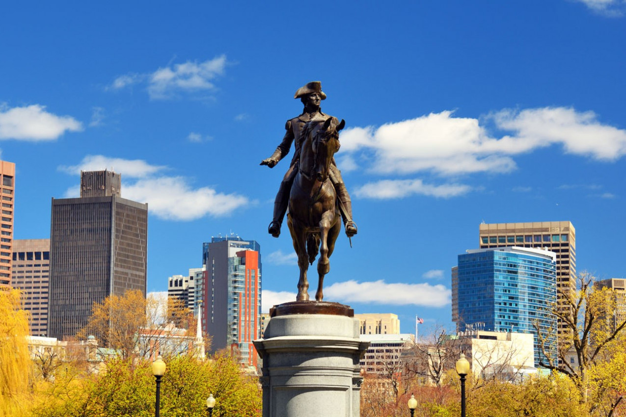 Estátua de George Washington no jardim publico de boston