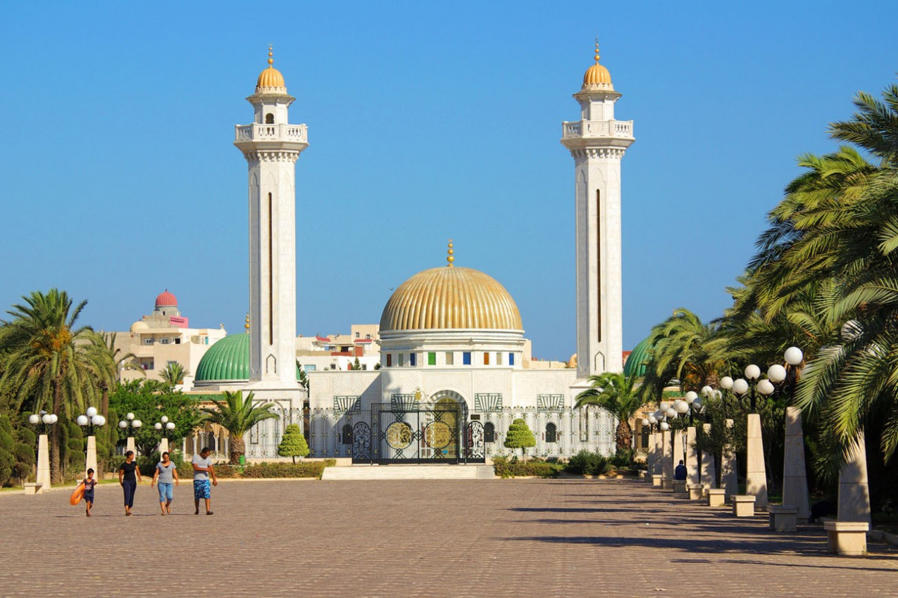 Monastir, Tunísia O mausoléu de Habib Bourtguiba