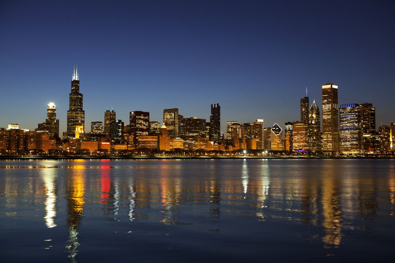 Vista parcial, Chicago, Skyline ao anoitecer