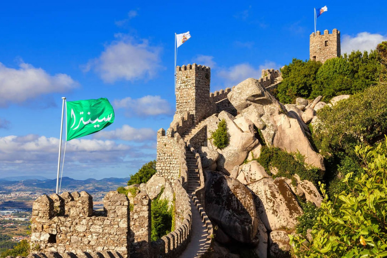 Castillo-dos-Mouros-Sintra-Portugal