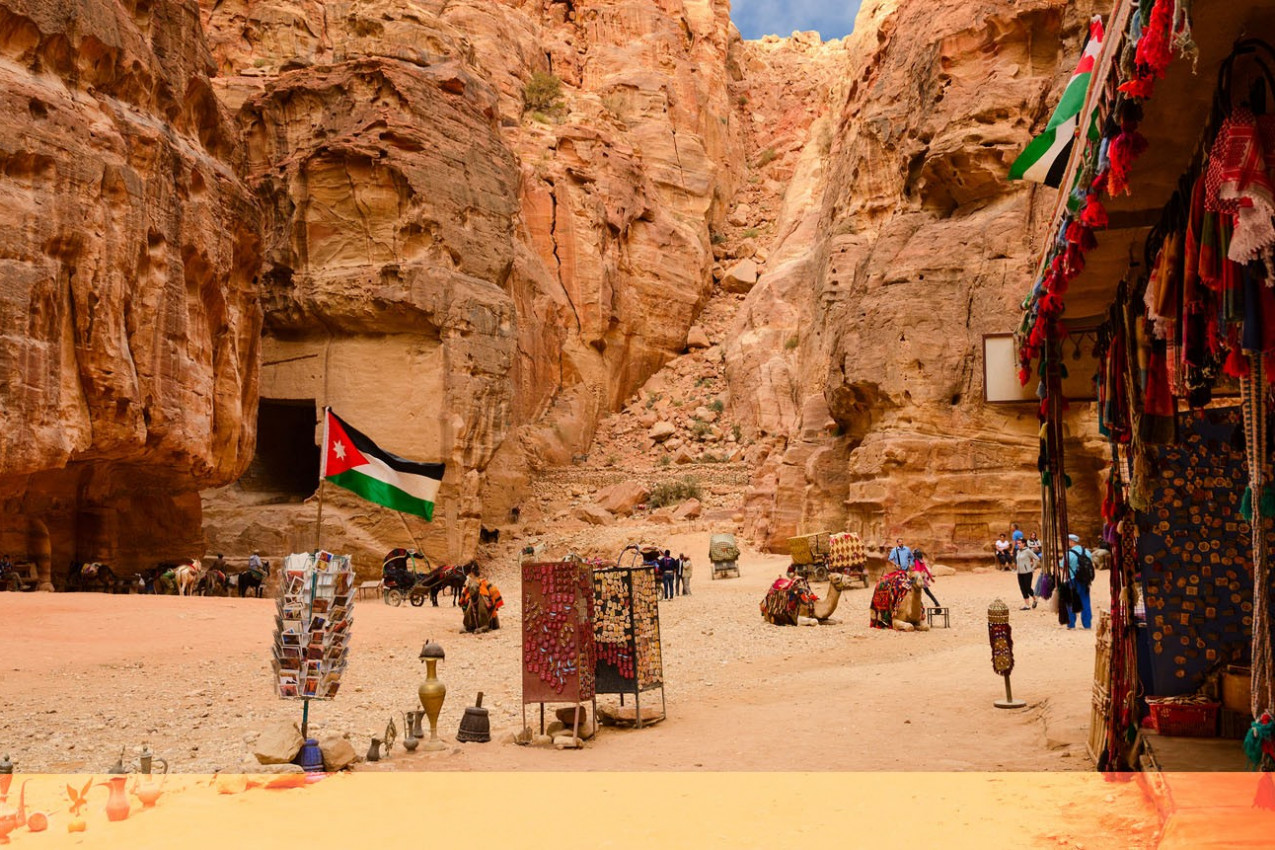 Petra na Jordânia, que é famosa atração turística mundo