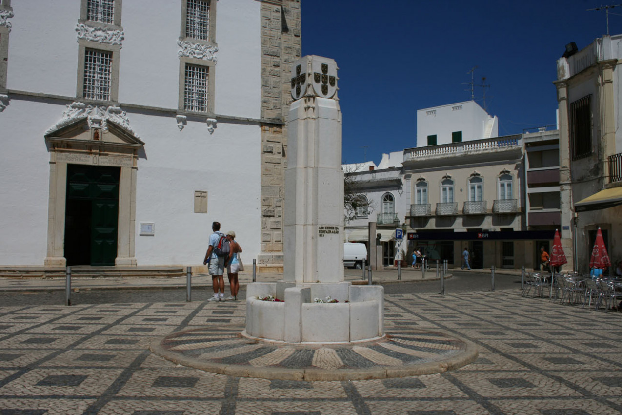Monumento aos Heróis da Restauração - Santiago de los Caballeros