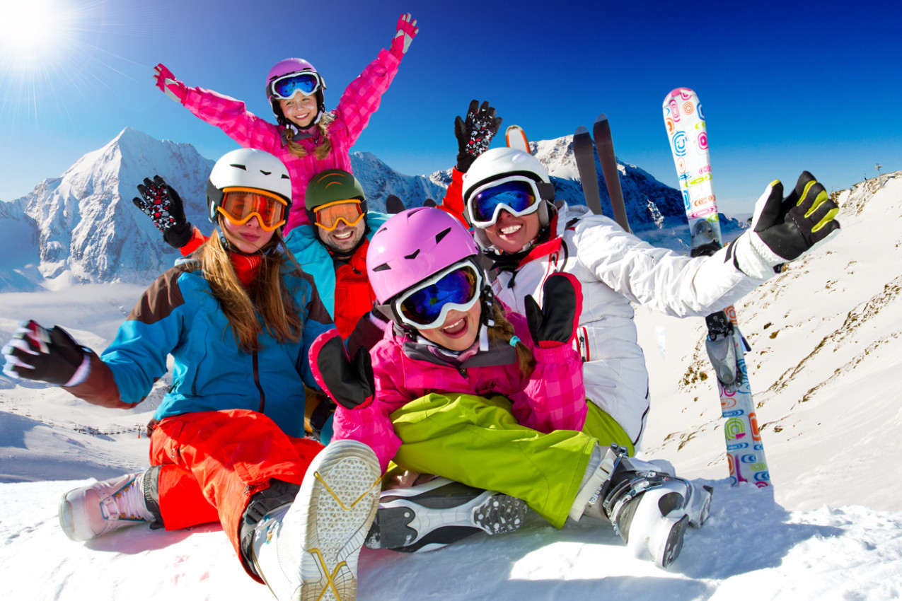 Família esquiando no Valle Nevado