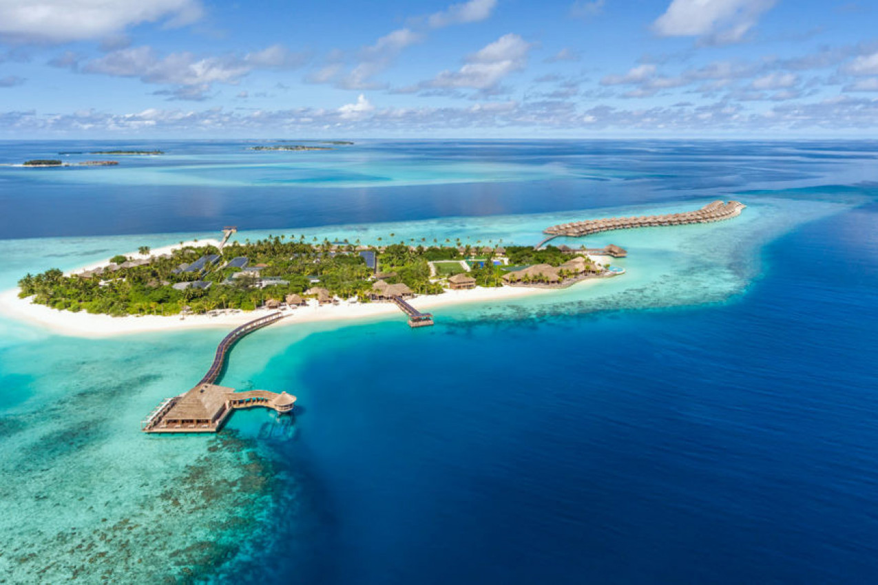Hurawalhi Island Resort Maldive