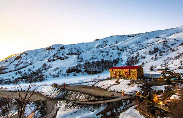 Chillán de baixo da neve