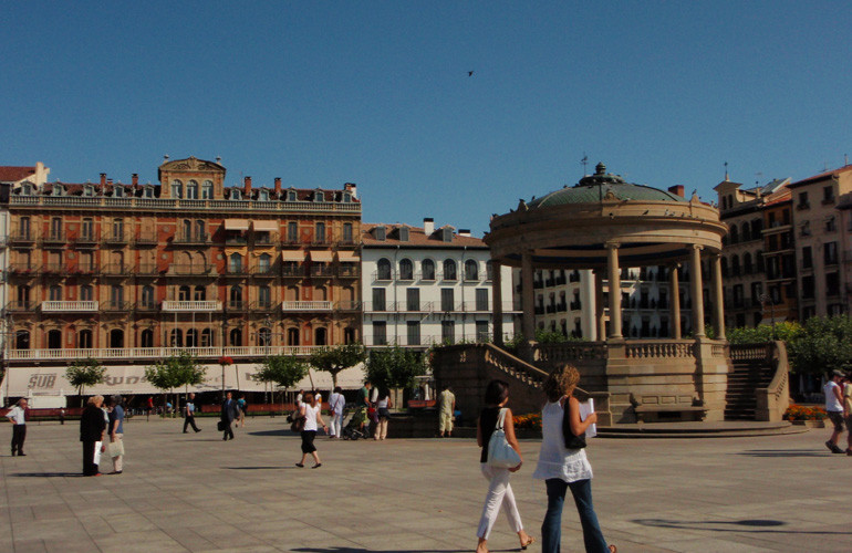 Praça do Castelo em Pamplona