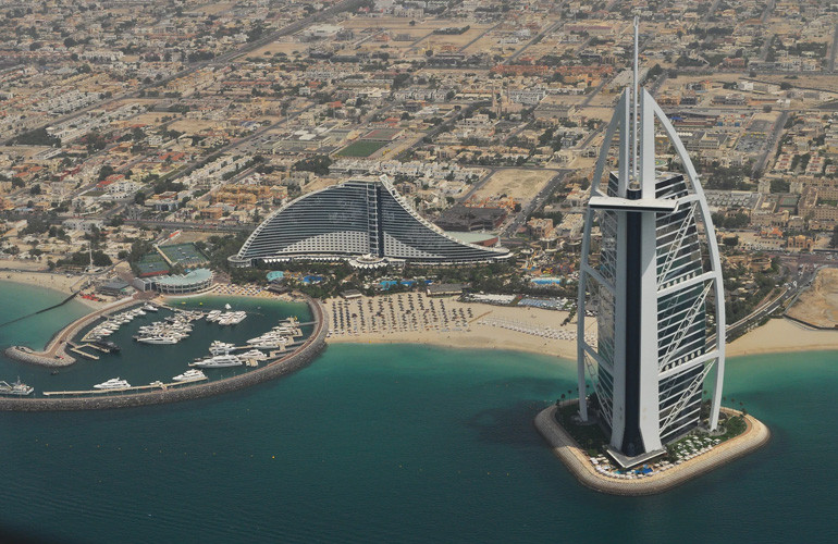 Cruzeiro em Dubai pelo Resort Burj Al Arab