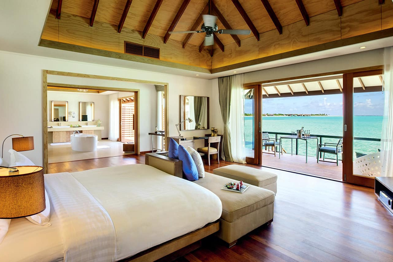 Отель на Мальдивах Island Hideaway